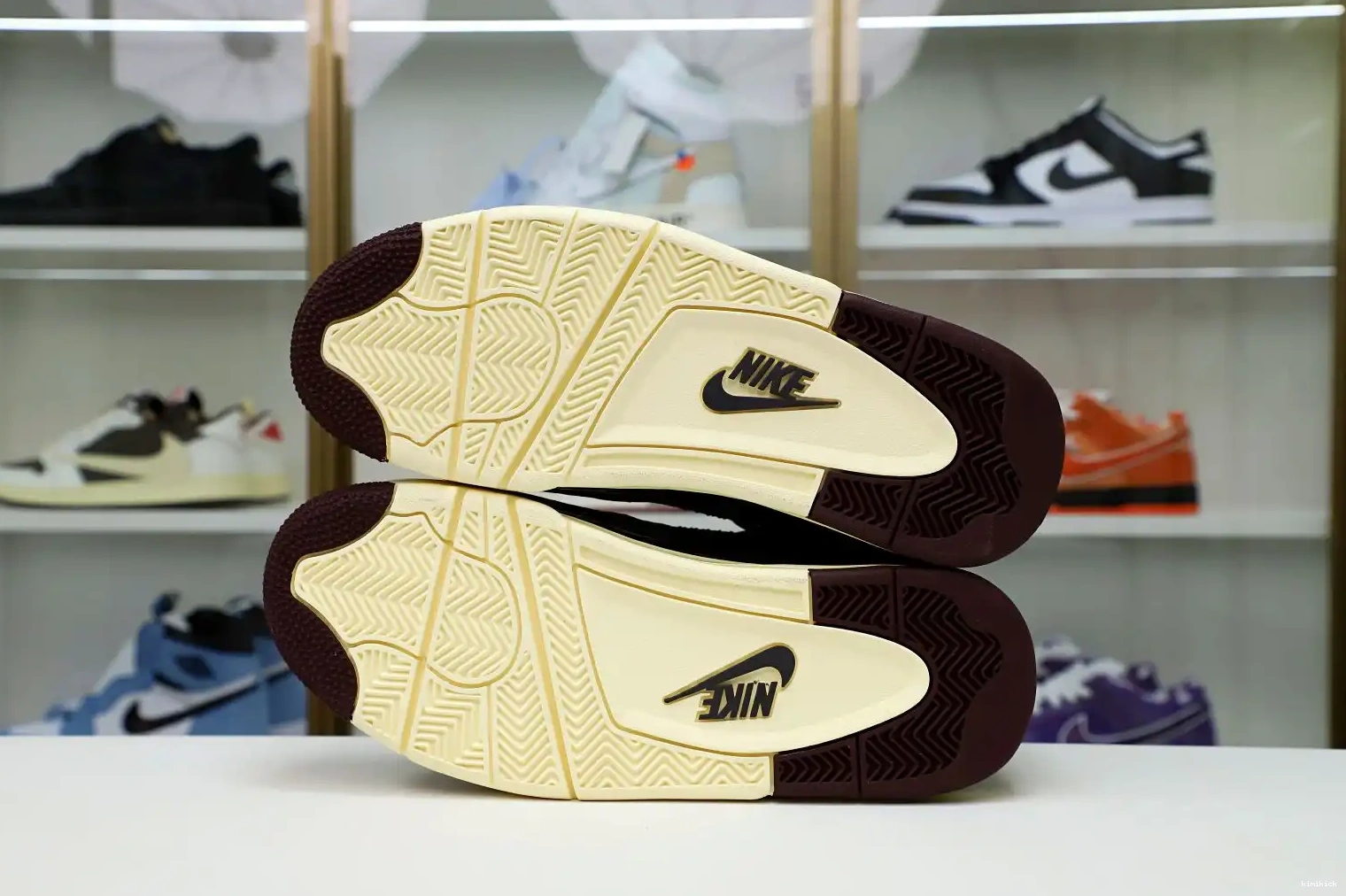 4 Kimikick AIR JORDAN AM 0622